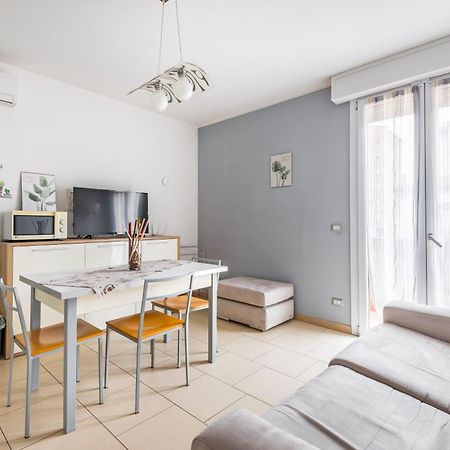 Stile E Comfort In Citta Con Wi-Fi Carpi Eksteriør bilde