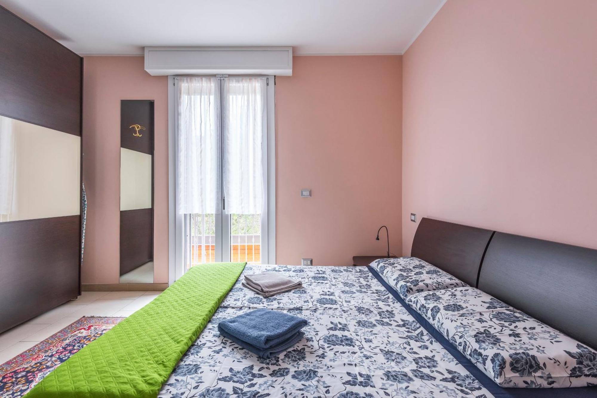 Stile E Comfort In Citta Con Wi-Fi Carpi Eksteriør bilde